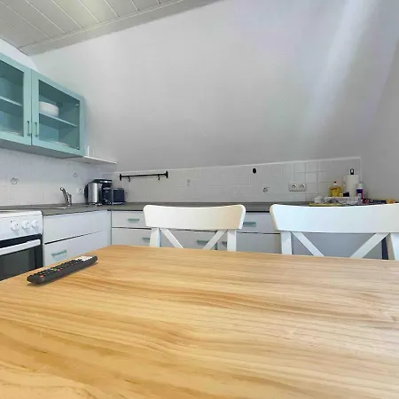 Wen112 Gut Geschnittene Monteurwohnung *